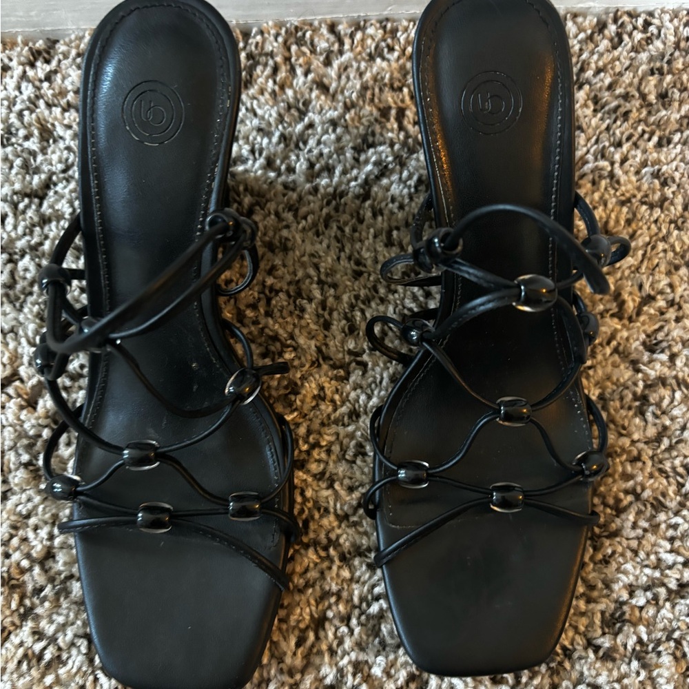 Black Heeled Sandals with Criss-Cross Straps